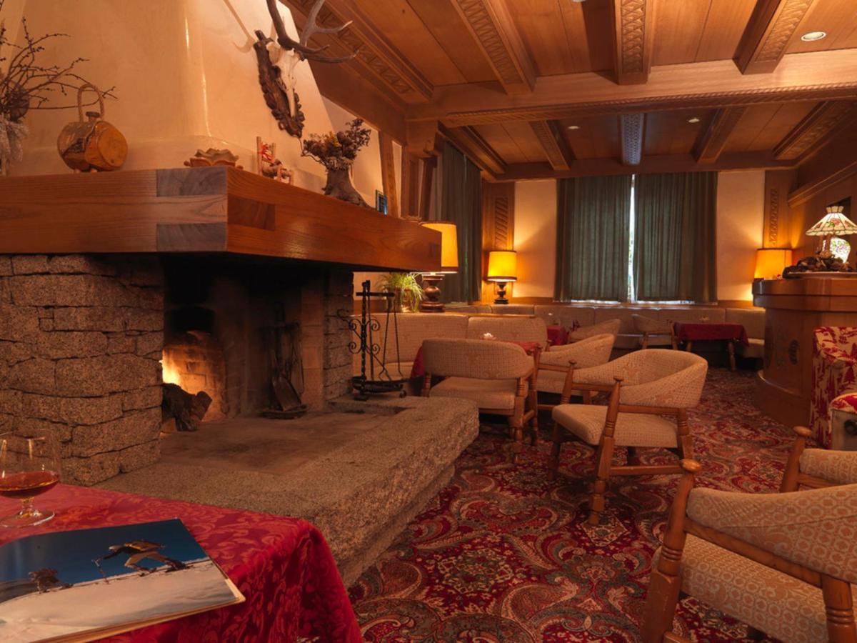 Hotel Pinzolo-Dolomiti Esterno foto