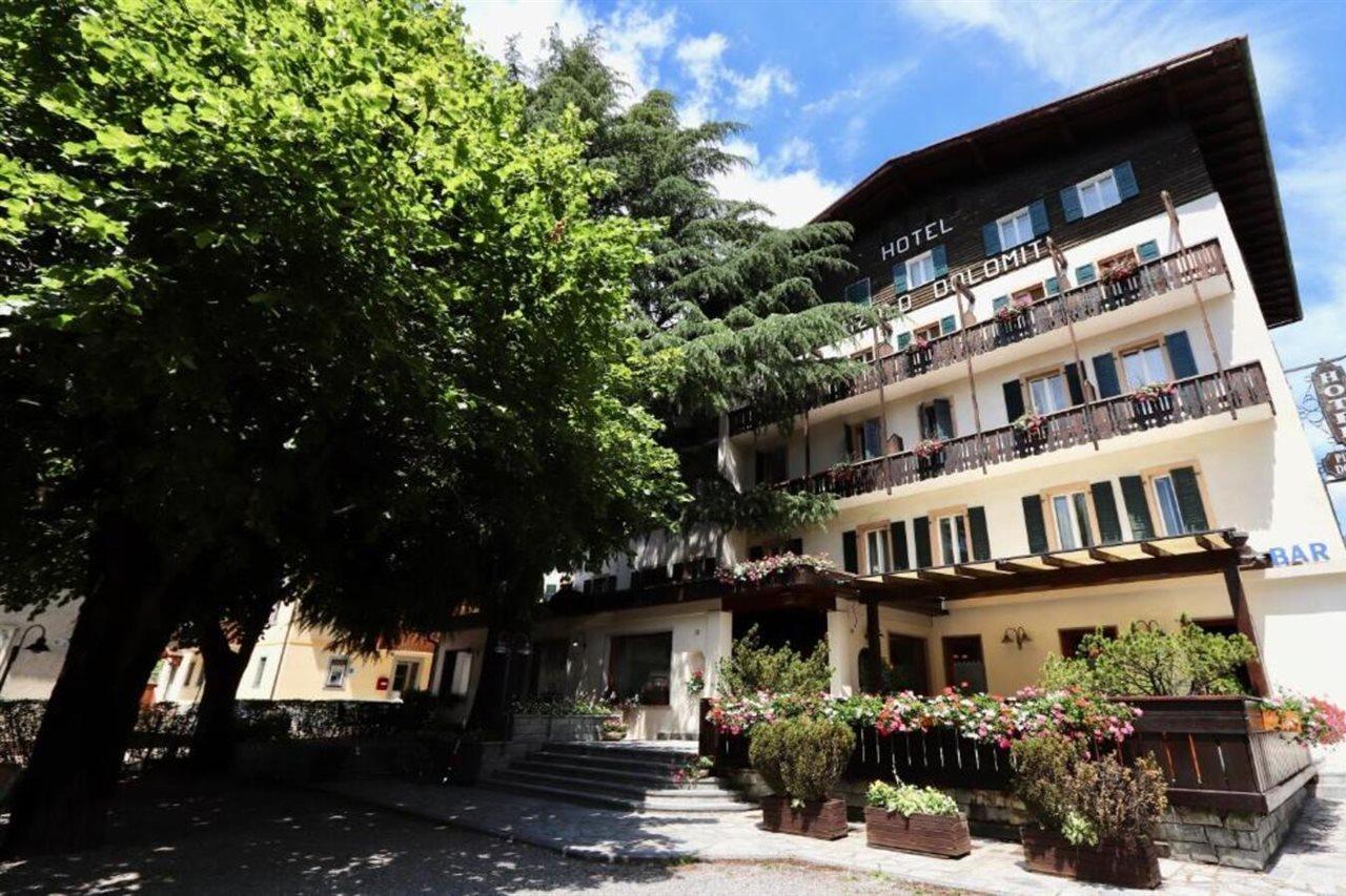 Hotel Pinzolo-Dolomiti Esterno foto