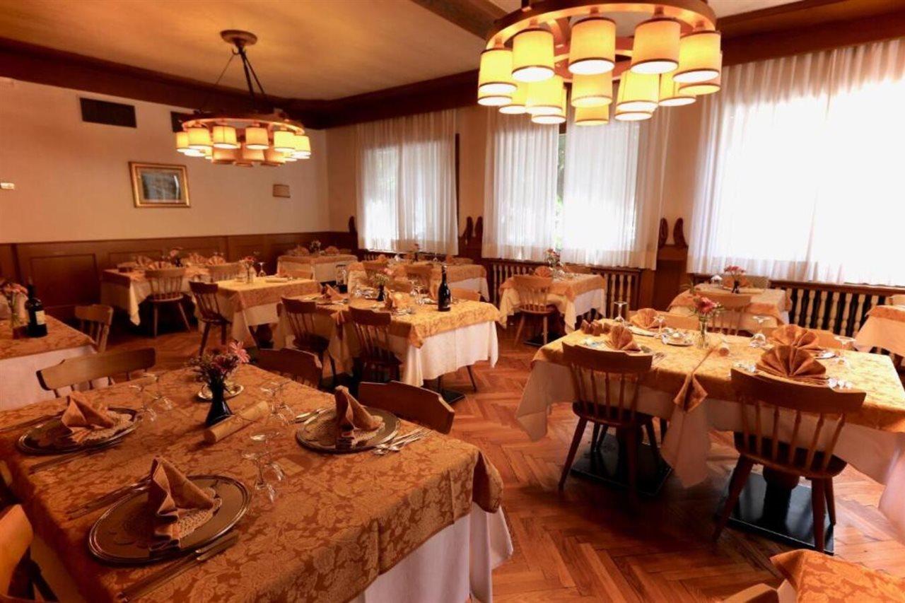Hotel Pinzolo-Dolomiti Esterno foto
