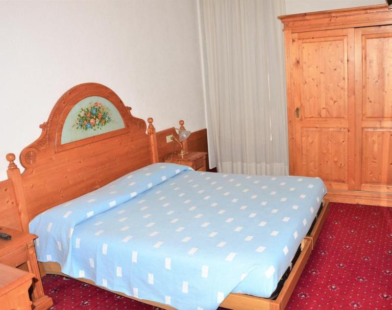 Hotel Pinzolo-Dolomiti Esterno foto